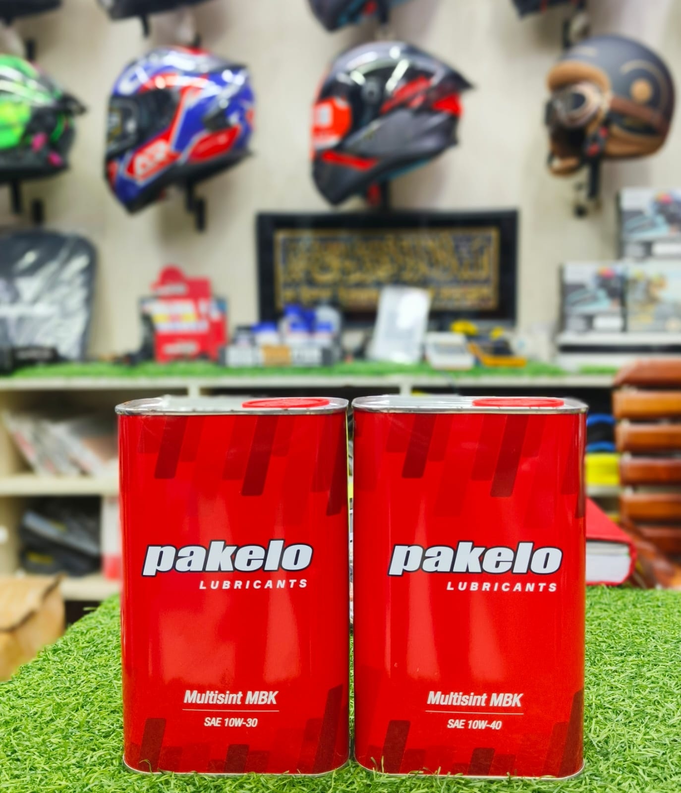 Pakelo Krypton MBK Racing SAE 10W-50, 10W-40, 10W-30 Motorcycle Engine Oil
