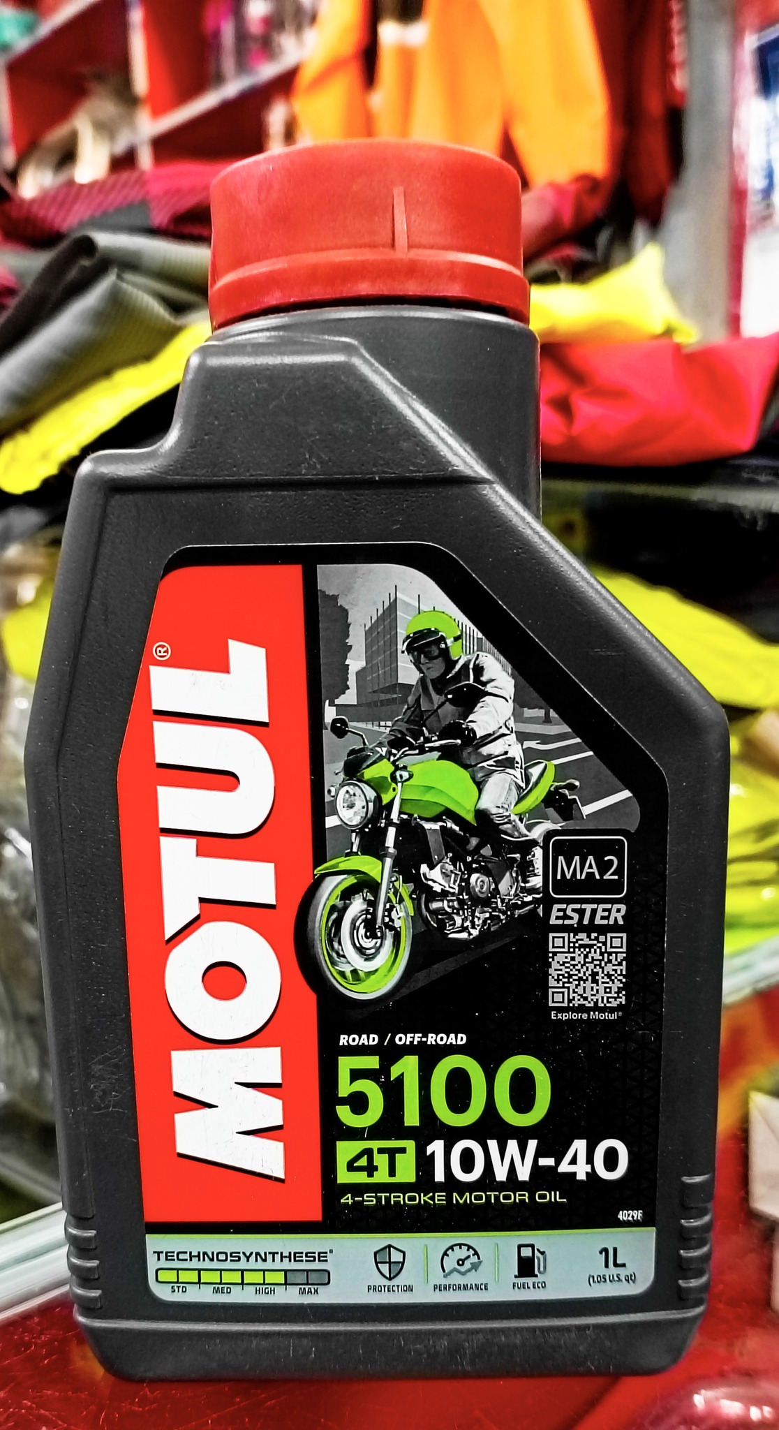 Motul 5100 4T 10W-40 Motorcycle Engine Oil (1 Liter)